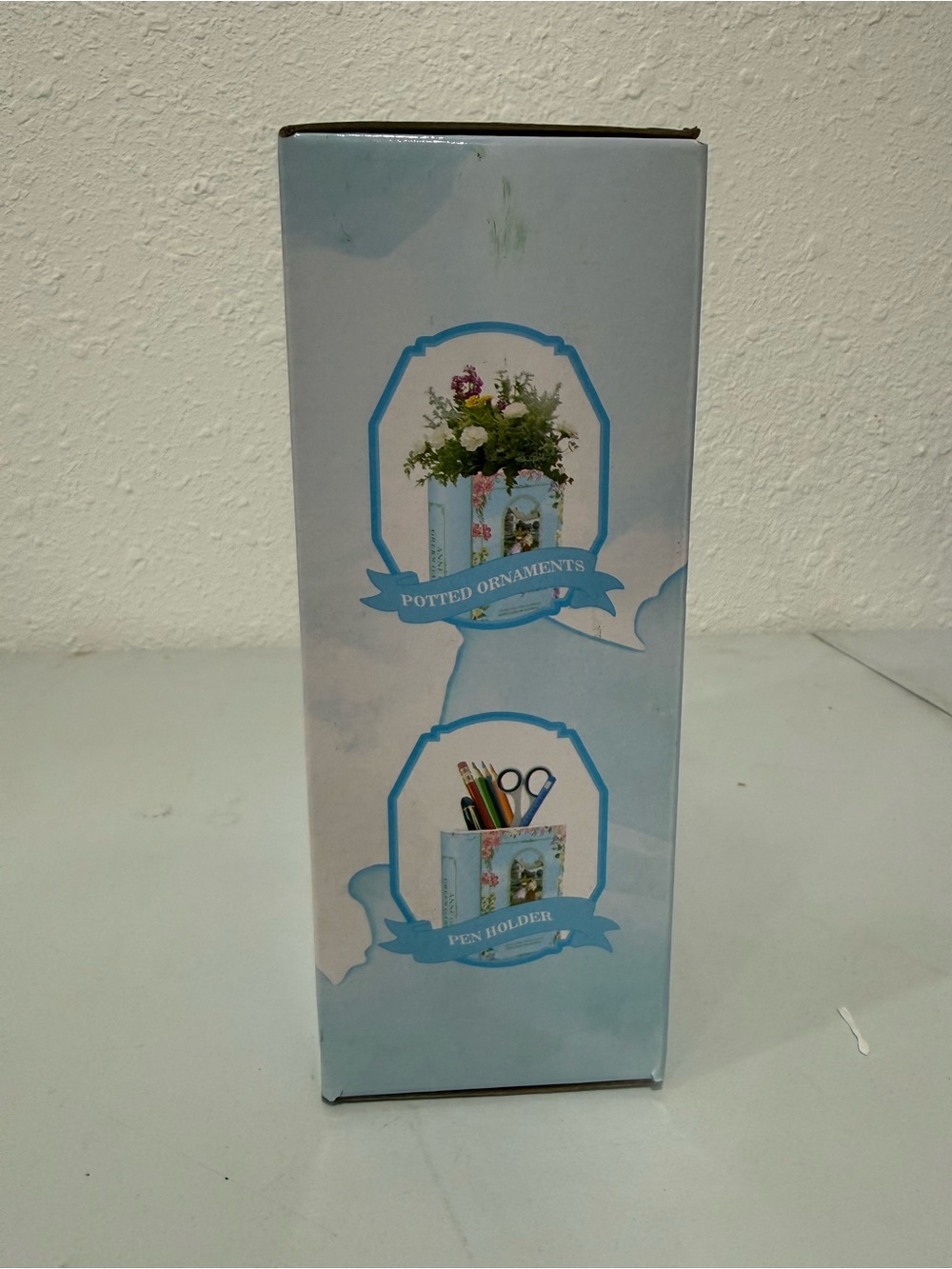 Anne of Green Gables 3D Puzzle Book/Vase Ornament - Picture 2 of 3